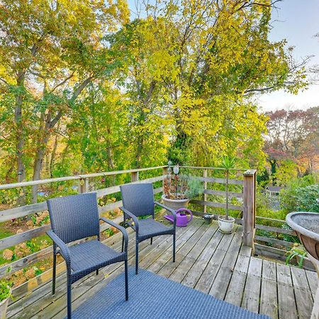 Cozy Dix Hills Apt With Deck About 7 Mi To Beach! Exteriör bild